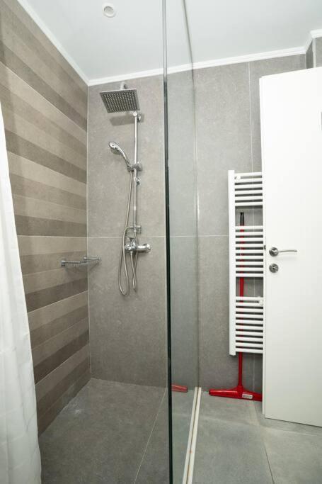 Homey Renovated 1 Bedroom Apartment In Kesariani Афины Экстерьер фото